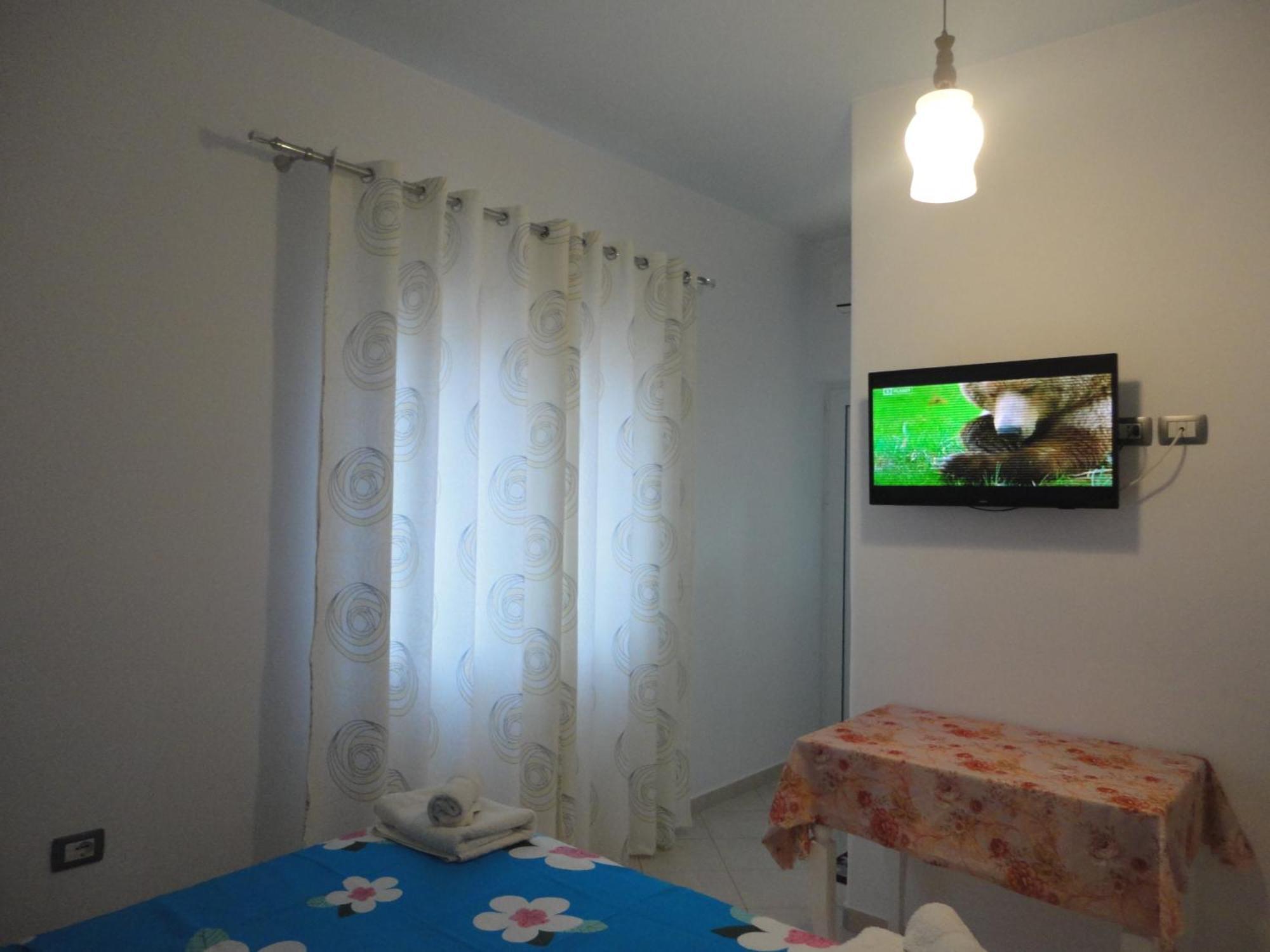 Oruci Apartments Ksamil Exterior foto