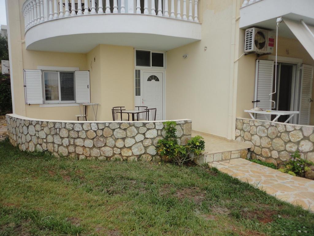 Oruci Apartments Ksamil Zimmer foto